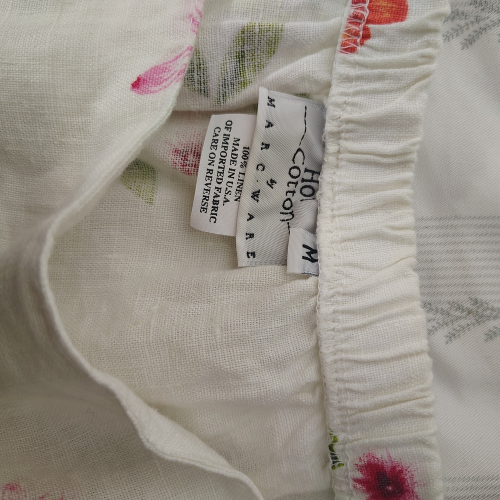Hot Cotton White Skirt with Tropical Print - Picture 2 of 3